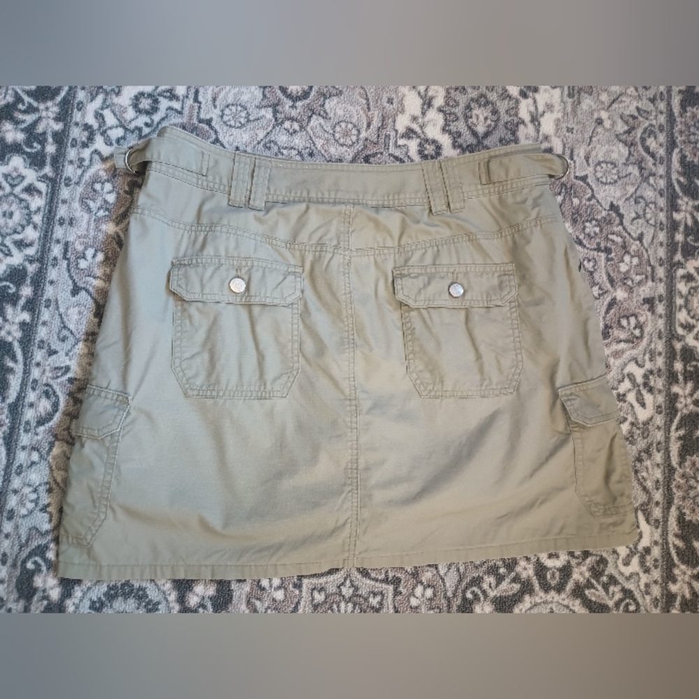 Vintage Sonoma Y2K Cargo Skort Womens Size 16 Olive Utility Grunge Bratz Emo - Picture 4 of 9